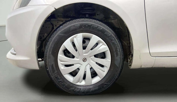 2015 Maruti Swift Dzire VXI, Petrol, Manual, 71,051 km, Left Front Wheel