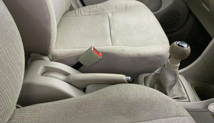 2015 Maruti Swift Dzire VXI, Petrol, Manual, 71,051 km, Gear Lever