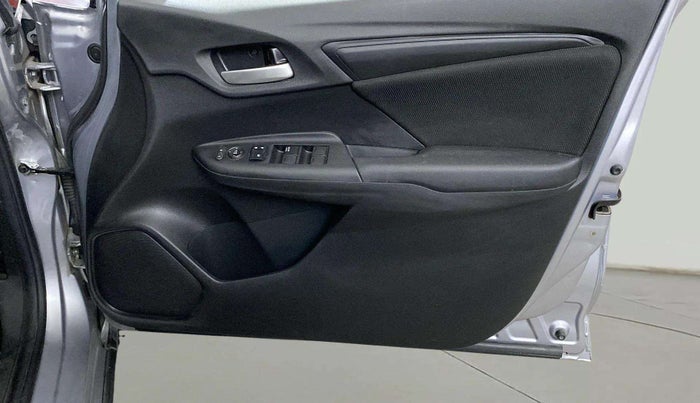 2019 Honda WR-V 1.2L I-VTEC S MT, Petrol, Manual, 23,719 km, Driver Side Door Panels Control