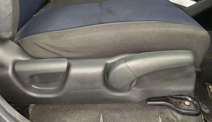 2019 Honda WR-V 1.2L I-VTEC S MT, Petrol, Manual, 23,719 km, Driver Side Adjustment Panel