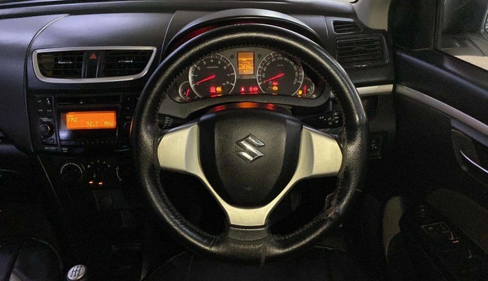 2016 Maruti Swift VXI, Petrol, Manual, 42,709 km, Steering Wheel Close Up