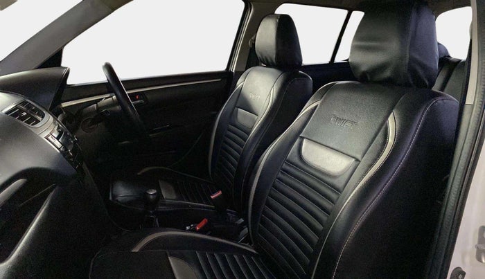 2016 Maruti Swift VXI, Petrol, Manual, 42,709 km, Right Side Front Door Cabin