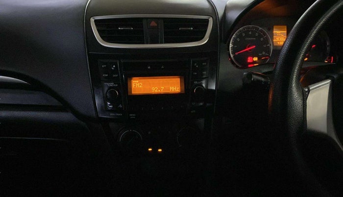 2016 Maruti Swift VXI, Petrol, Manual, 42,709 km, Air Conditioner
