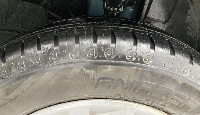 2021 Renault Kwid RXT 0.8, Petrol, Manual, 35,024 km, Right Front Tyre Tread