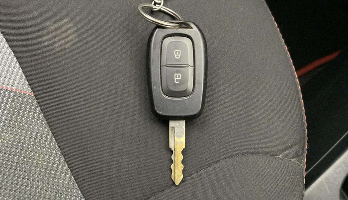 2021 Renault Kwid RXT 0.8, Petrol, Manual, 35,024 km, Key Close Up