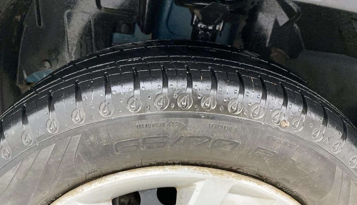 2021 Renault Kwid RXT 0.8, Petrol, Manual, 35,024 km, Left Front Tyre Tread