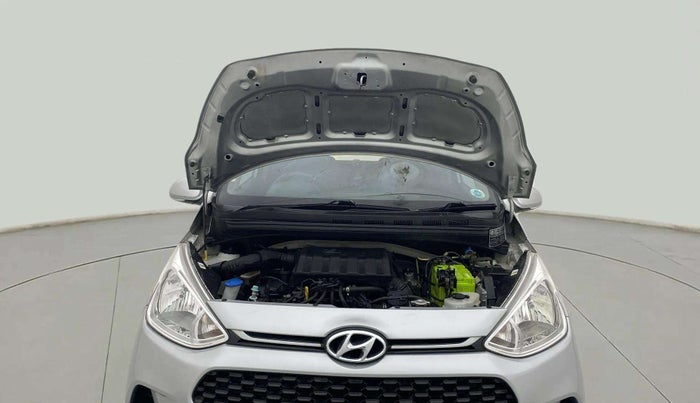 2017 Hyundai Grand i10 SPORTZ (O) 1.2 KAPPA VTVT, CNG, Manual, 1,01,823 km, Open Bonet