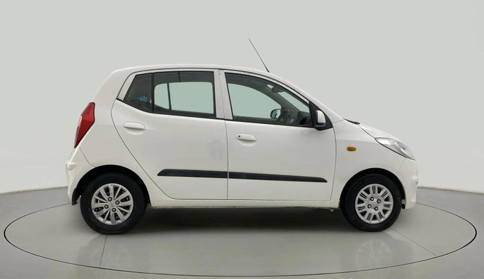 2013 Hyundai i10 SPORTZ 1.1, Petrol, Manual, 82,325 km, Right Side View