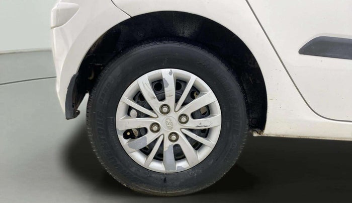 2013 Hyundai i10 SPORTZ 1.1, Petrol, Manual, 82,325 km, Right Rear Wheel