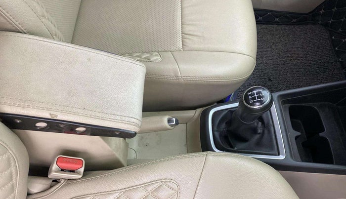 2021 Maruti Dzire VXI, Petrol, Manual, 51,203 km, Gear Lever