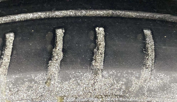 2021 Maruti Dzire VXI, Petrol, Manual, 51,203 km, Left Front Tyre Tread