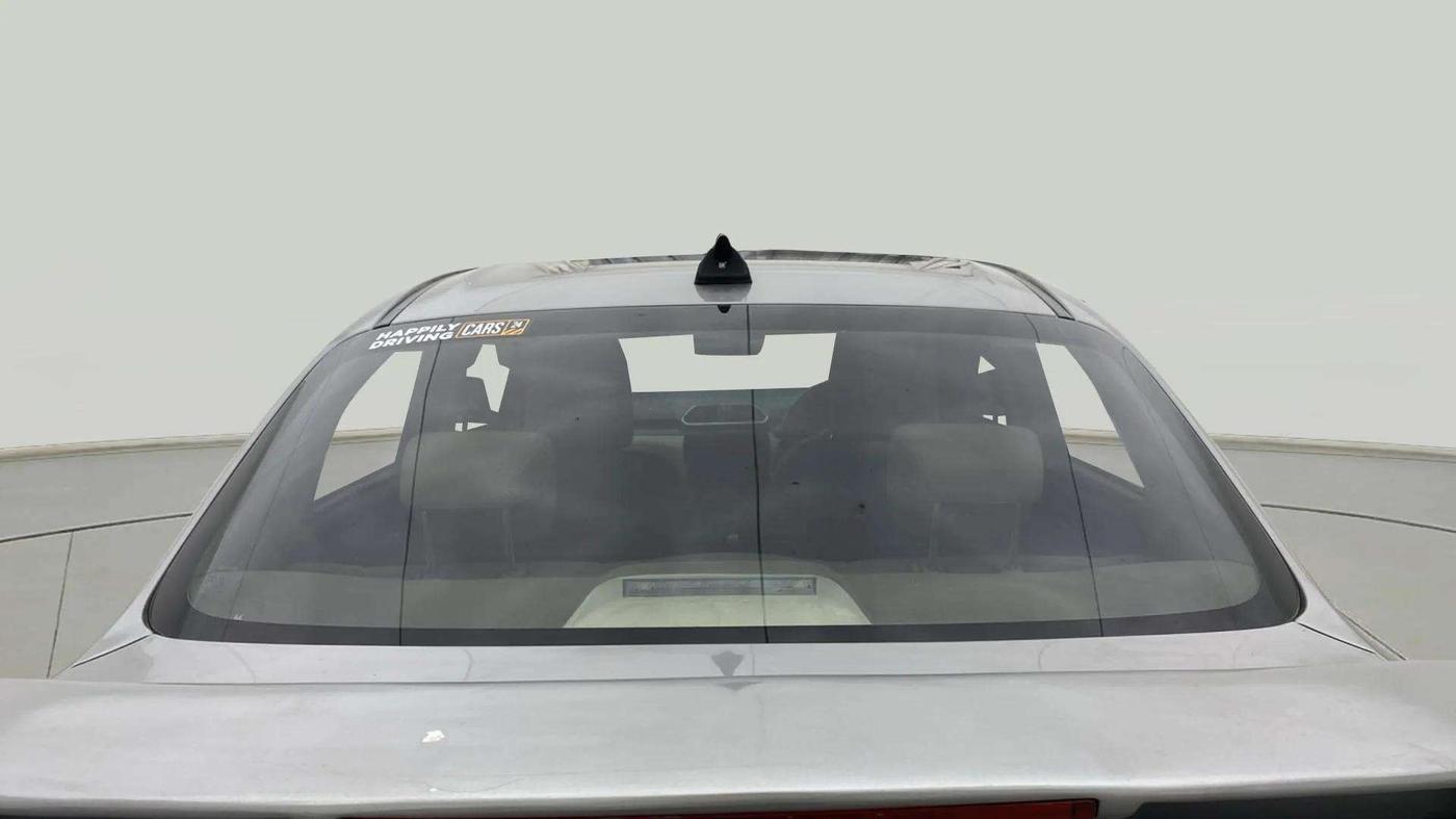2021 Maruti Dzire VXI, Petrol, Manual, 51,203 km, Rear Windshield