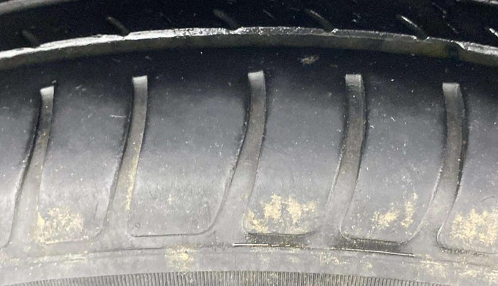 2021 Maruti Dzire VXI, Petrol, Manual, 51,203 km, Left Rear Tyre Tread