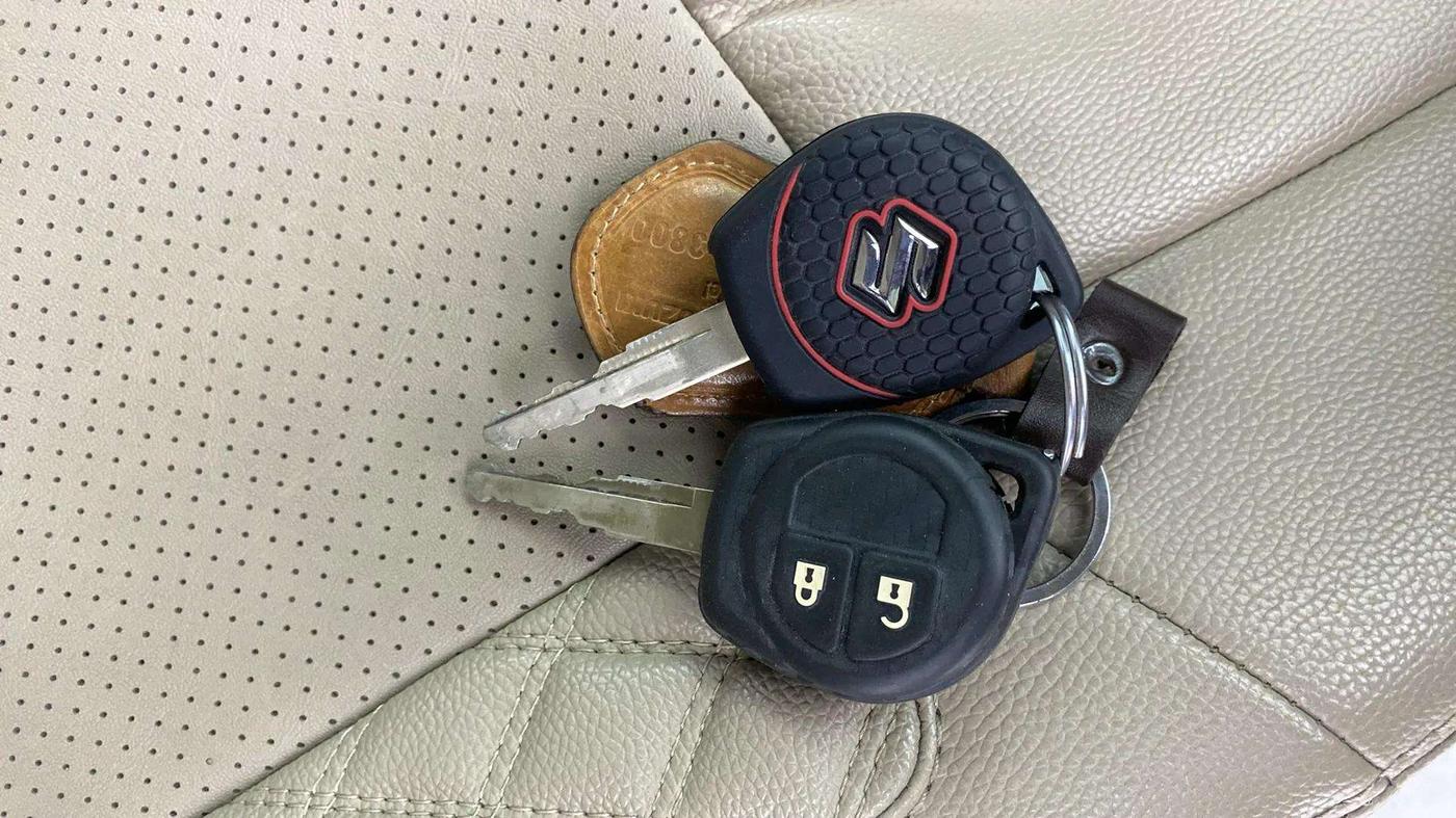 2021 Maruti Dzire VXI, Petrol, Manual, 51,203 km, Key Close Up
