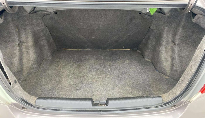 2014 Honda Amaze 1.5L I-DTEC SX, Diesel, Manual, 1,05,635 km, Boot Open Zoomed View