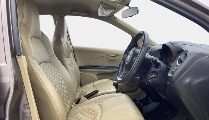 2014 Honda Amaze 1.5L I-DTEC SX, Diesel, Manual, 1,05,635 km, Right Side Front Door Cabin