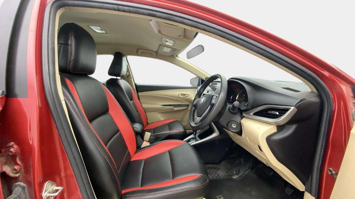 2018 Toyota YARIS J CVT, Petrol, Automatic, 55,139 km, Right Side Front Door Cabin