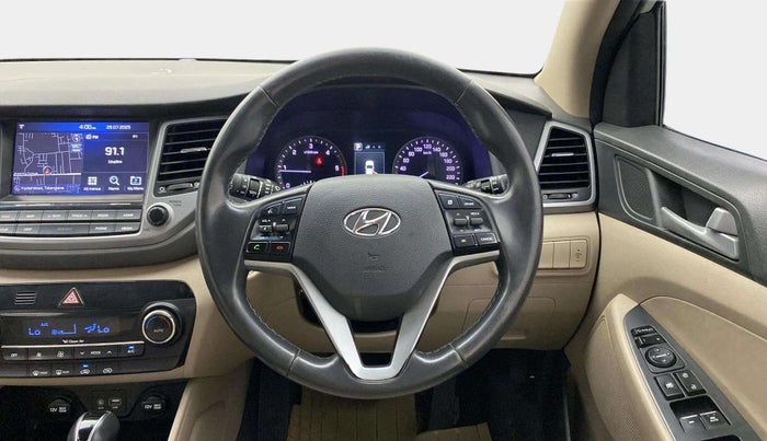 2017 Hyundai Tucson GLS 2WD AT DIESEL, Diesel, Automatic, 95,812 km, Steering Wheel Close Up