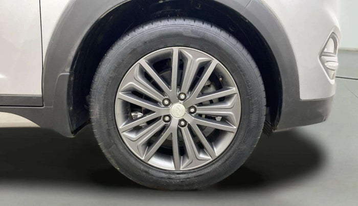 2017 Hyundai Tucson GLS 2WD AT DIESEL, Diesel, Automatic, 95,812 km, Right Front Wheel