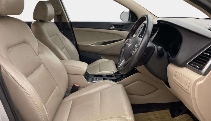 2017 Hyundai Tucson GLS 2WD AT DIESEL, Diesel, Automatic, 95,812 km, Right Side Front Door Cabin