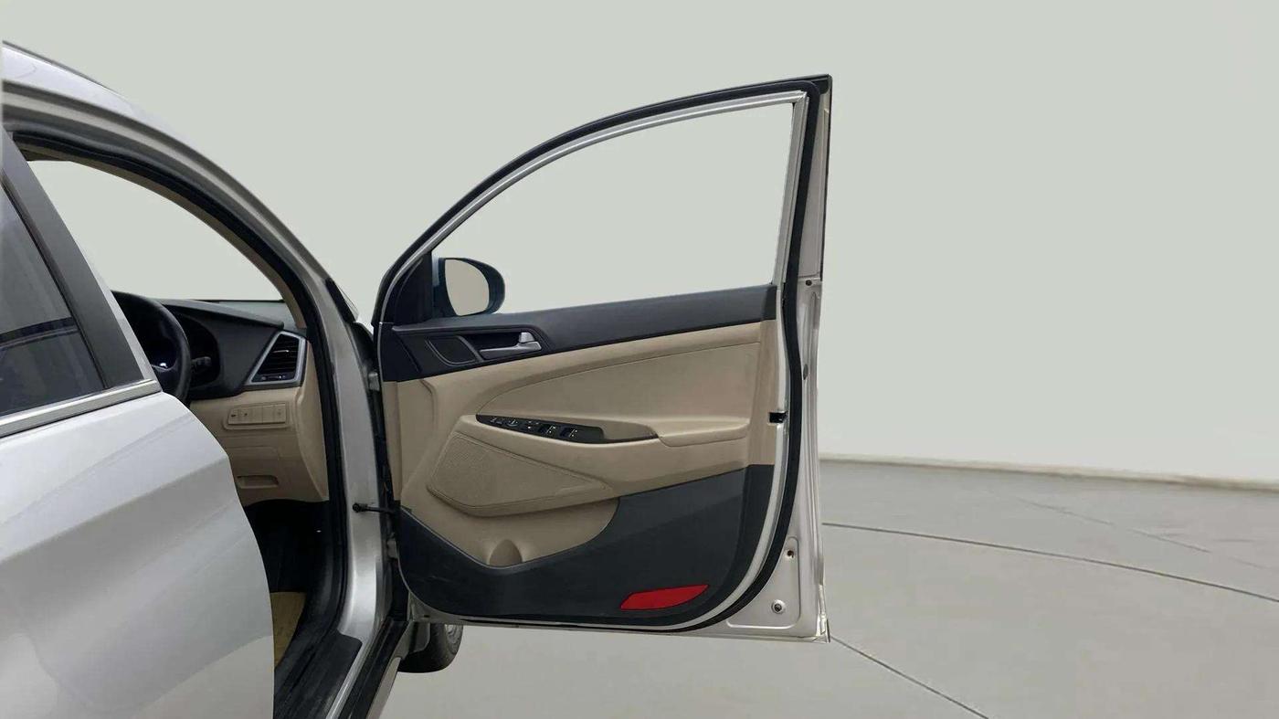 2017 Hyundai Tucson GLS 2WD AT DIESEL, Diesel, Automatic, 95,812 km, RHS Front Door