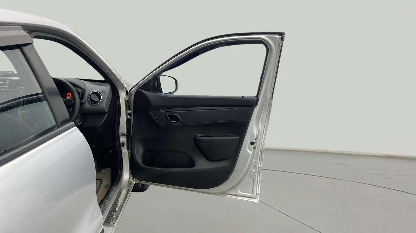 2017 Renault Kwid RXT 0.8, Petrol, Manual, 37,027 km, RHS Front Door