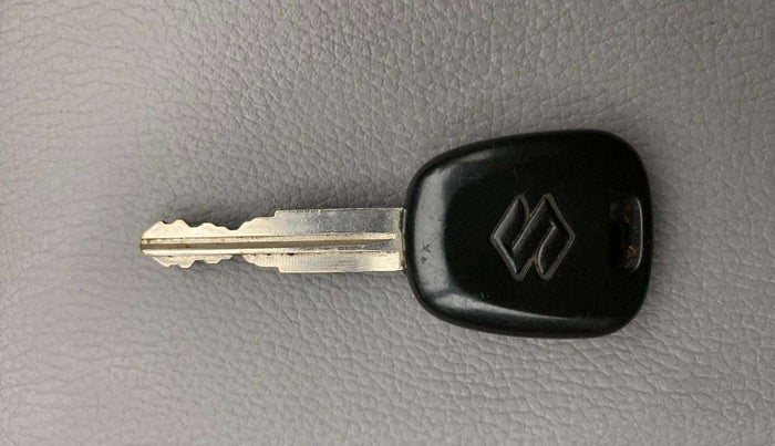 2017 Maruti Alto 800 LXI, Petrol, Manual, 34,287 km, Key Close Up