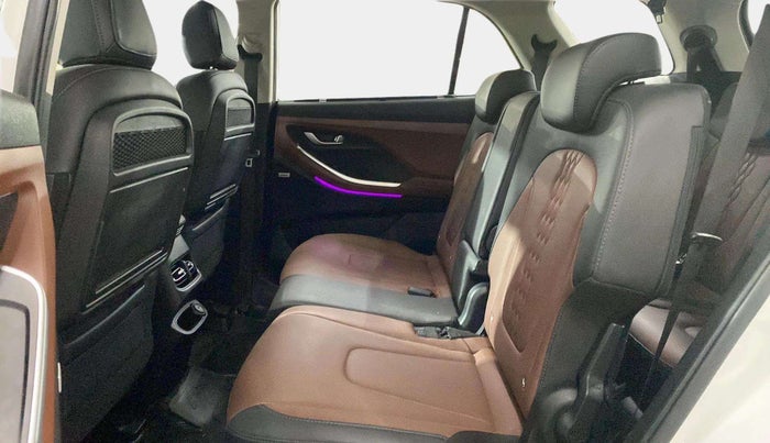 2022 Hyundai ALCAZAR 1.5 PRESTIGE EXE 7S, Diesel, Manual, 86,962 km, Right Side Rear Door Cabin