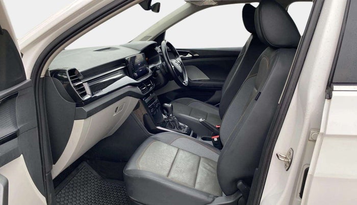 2023 Skoda KUSHAQ STYLE 1.0L TSI AT, Petrol, Automatic, 36,348 km, Right Side Front Door Cabin