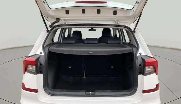 2023 Skoda KUSHAQ STYLE 1.0L TSI AT, Petrol, Automatic, 36,348 km, Boot Inside