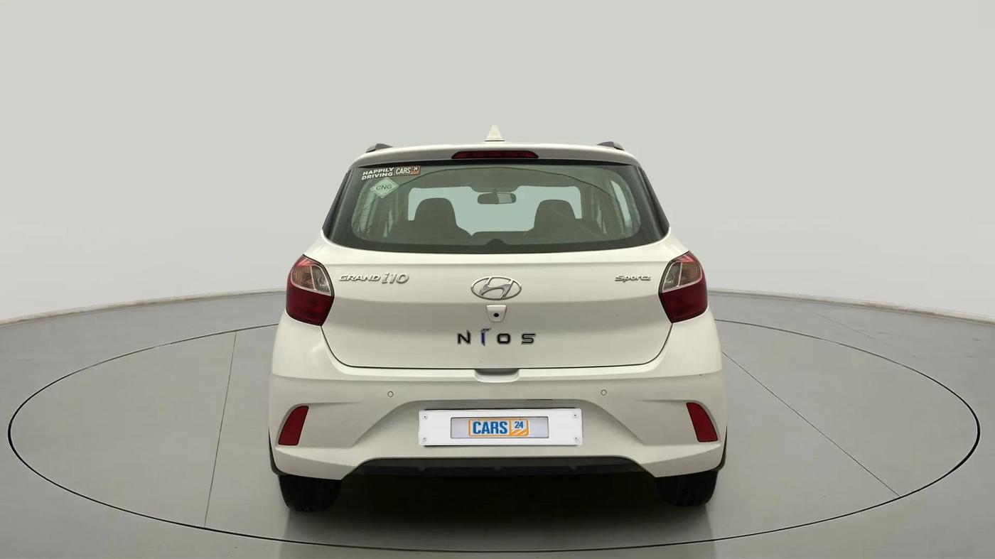 2022 Hyundai GRAND I10 NIOS SPORTZ 1.2 KAPPA VTVT CNG, CNG, Manual, 28,349 km, Back/Rear