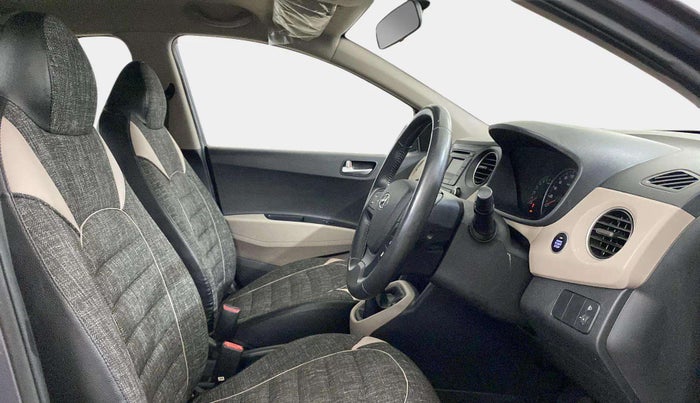 2016 Hyundai Grand i10 ASTA (O) 1.2 KAPPA VTVT, Petrol, Manual, 30,932 km, Right Side Front Door Cabin