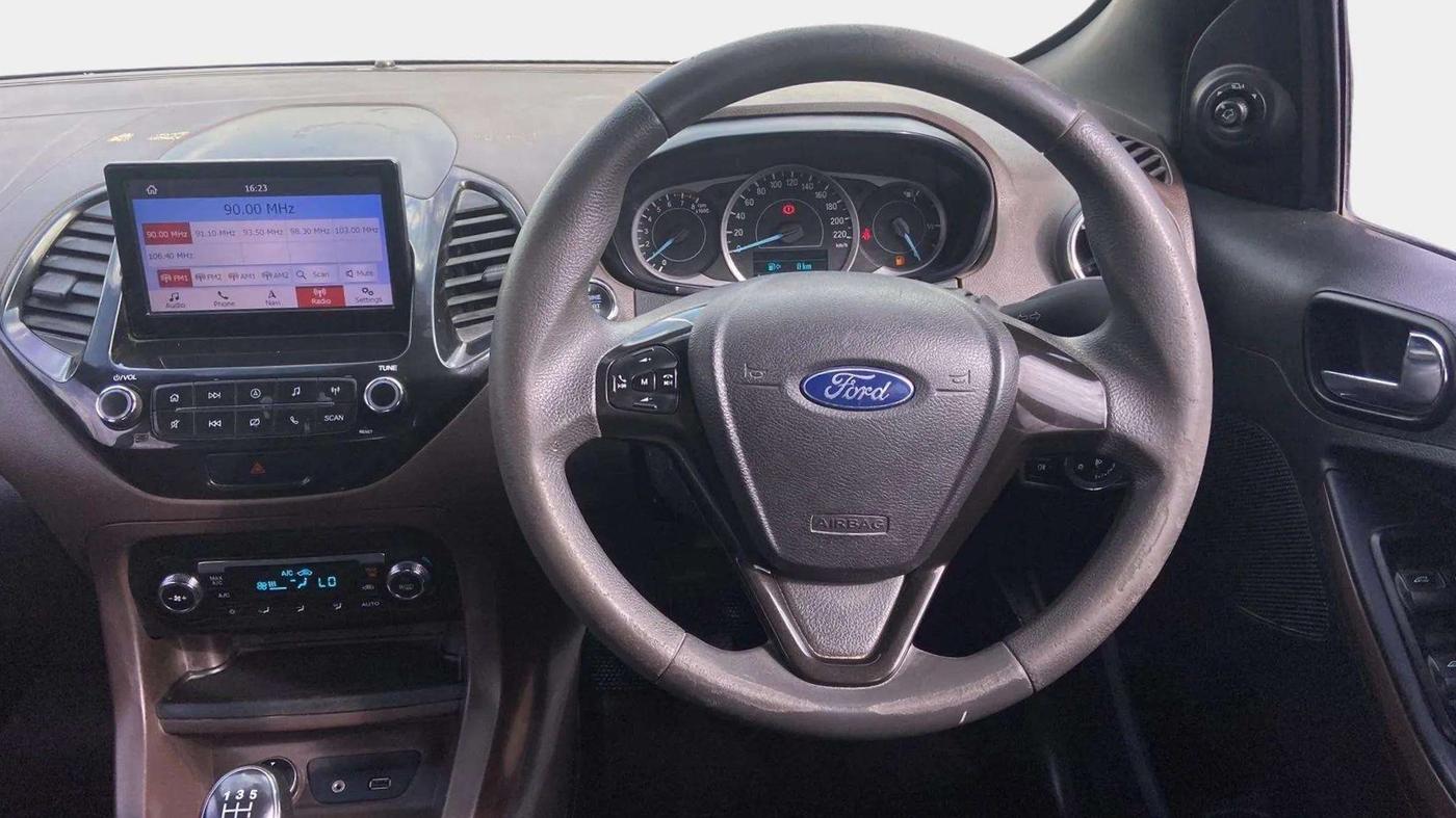 2019 Ford FREESTYLE TITANIUM 1.2 PETROL, Petrol, Manual, 61,450 km, Steering Wheel Close Up