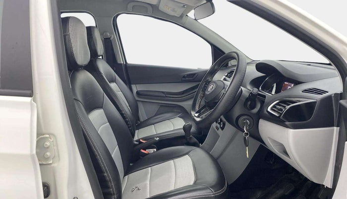 2023 Tata Tiago XT CNG, CNG, Manual, 24,726 km, Right Side Front Door Cabin