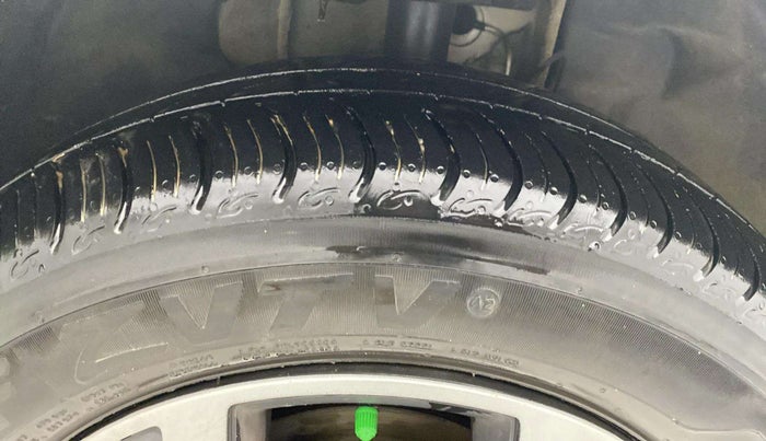 2023 Tata Tiago XT CNG, CNG, Manual, 24,726 km, Right Front Tyre Tread