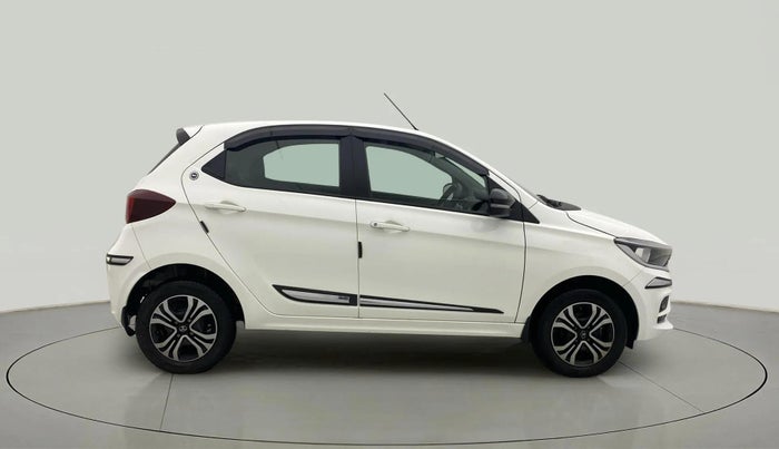 2023 Tata Tiago XT CNG, CNG, Manual, 24,726 km, Right Side View