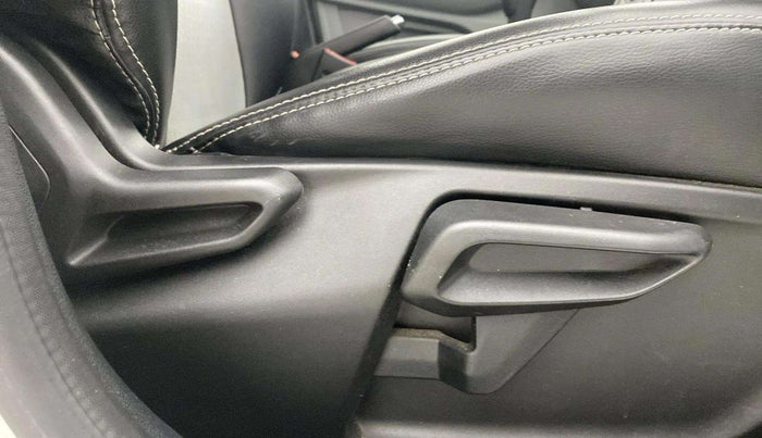 2023 Tata Tiago XT CNG, CNG, Manual, 24,726 km, Driver Side Adjustment Panel