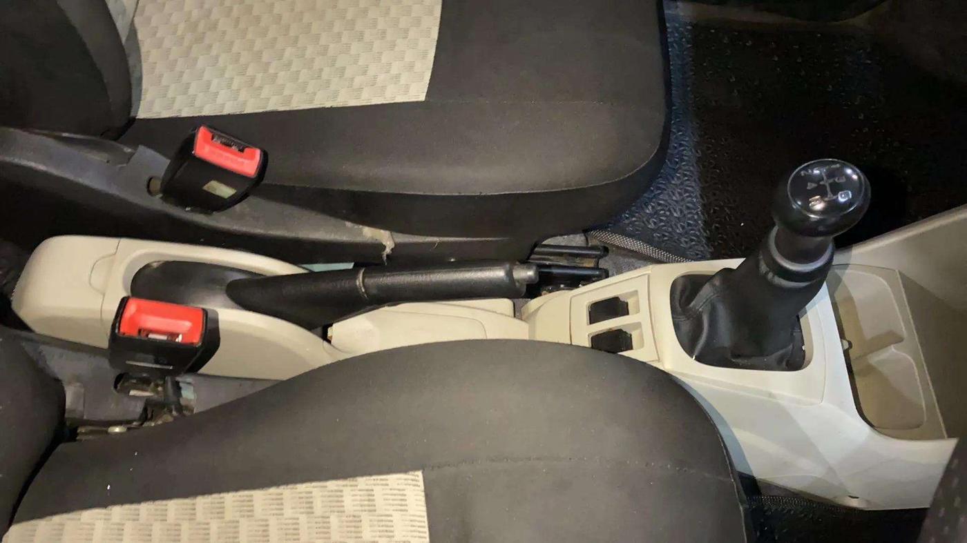 2023 Maruti Alto VXI, Petrol, Manual, 26,916 km, Gear Lever