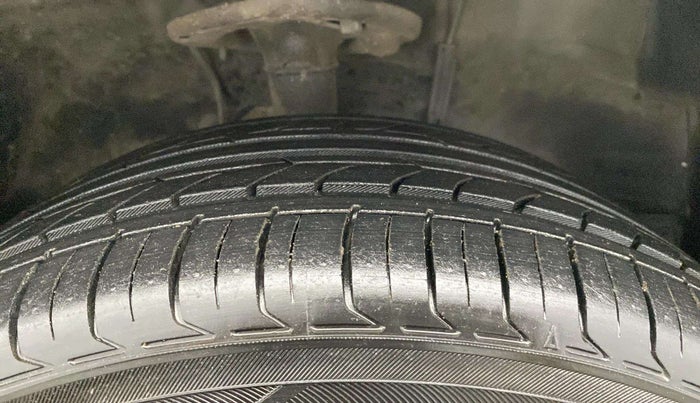 2019 Toyota Corolla Altis VL CVT PETROL, Petrol, Automatic, 78,356 km, Right Front Tyre Tread