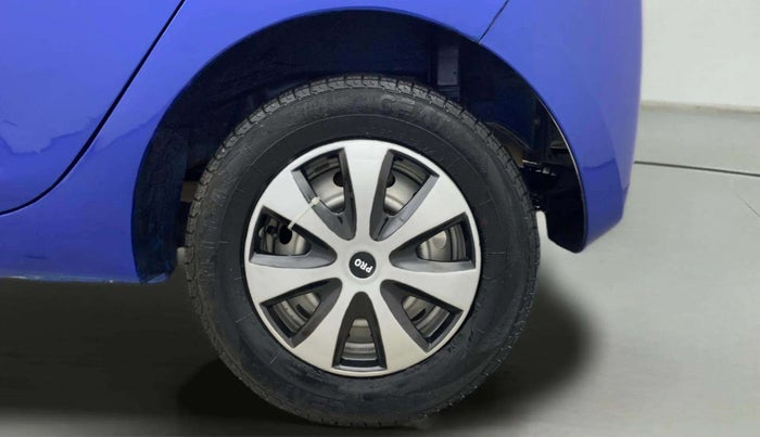 2015 Hyundai Eon ERA +, Petrol, Manual, 30,092 km, Left Rear Wheel