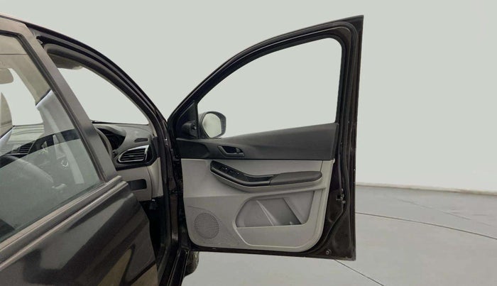 2023 Tata Tiago XT RHYTHM PETROL, Petrol, Manual, 14,809 km, RHS Front Door