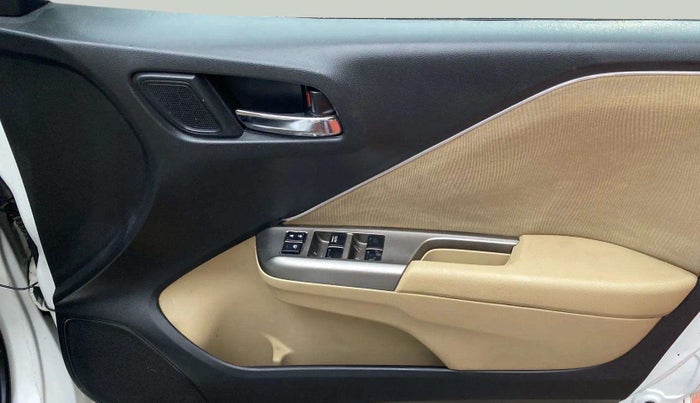 2016 Honda City 1.5L I-VTEC V MT, Petrol, Manual, 61,372 km, Driver Side Door Panels Control