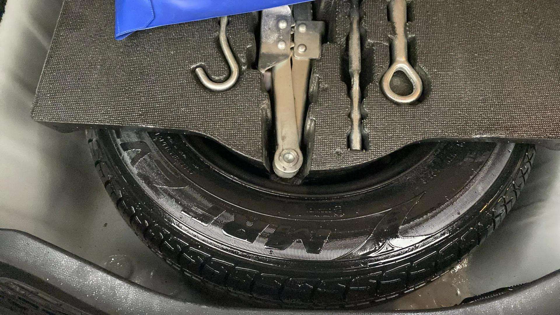 Spare-Tyre-22
