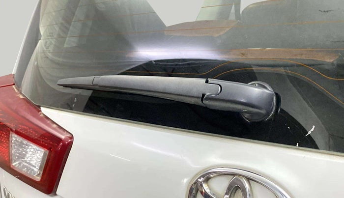 2022 Toyota Innova Crysta 2.7 VX 7 STR, Petrol, Manual, 13,588 km, Rear Wiper