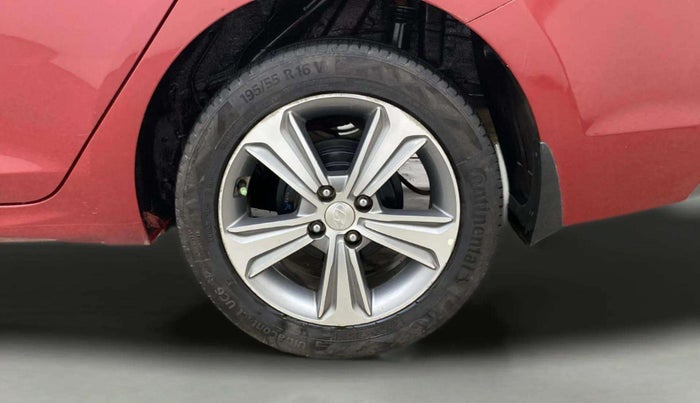 2018 Hyundai Verna 1.6 VTVT SX, Petrol, Manual, 88,455 km, Left Rear Wheel