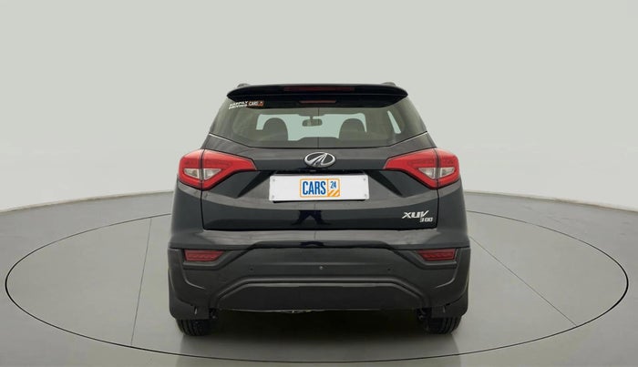 2022 Mahindra XUV300 W4 1.5 DIESEL, Diesel, Manual, 66,314 km, Back/Rear