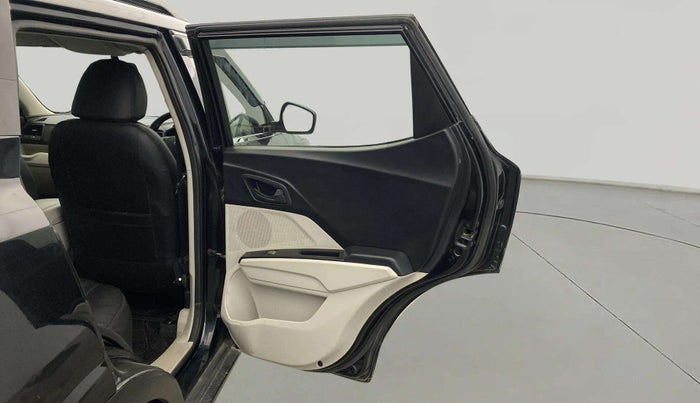 2022 Mahindra XUV300 W4 1.5 DIESEL, Diesel, Manual, 66,314 km, RHS Rear Door