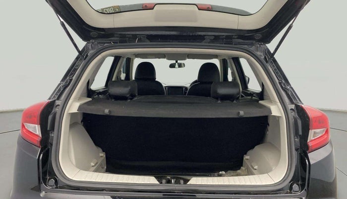 2022 Mahindra XUV300 W4 1.5 DIESEL, Diesel, Manual, 66,314 km, Boot Open Zoomed View