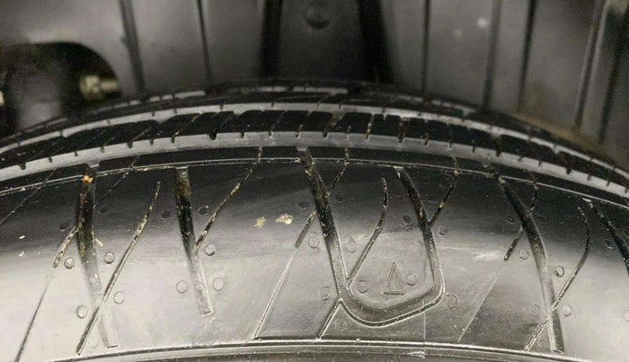 2022 Mahindra XUV300 W4 1.5 DIESEL, Diesel, Manual, 66,314 km, Left Rear Tyre Tread