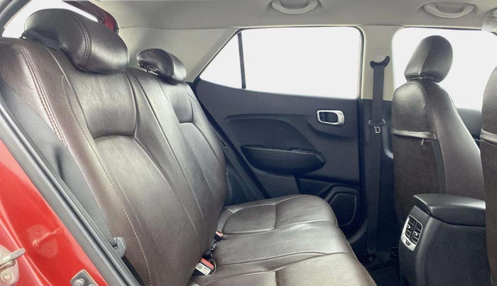2022 Hyundai VENUE S Plus 1.2 Petrol MT, Petrol, Manual, 28,750 km, Right Side Rear Door Cabin